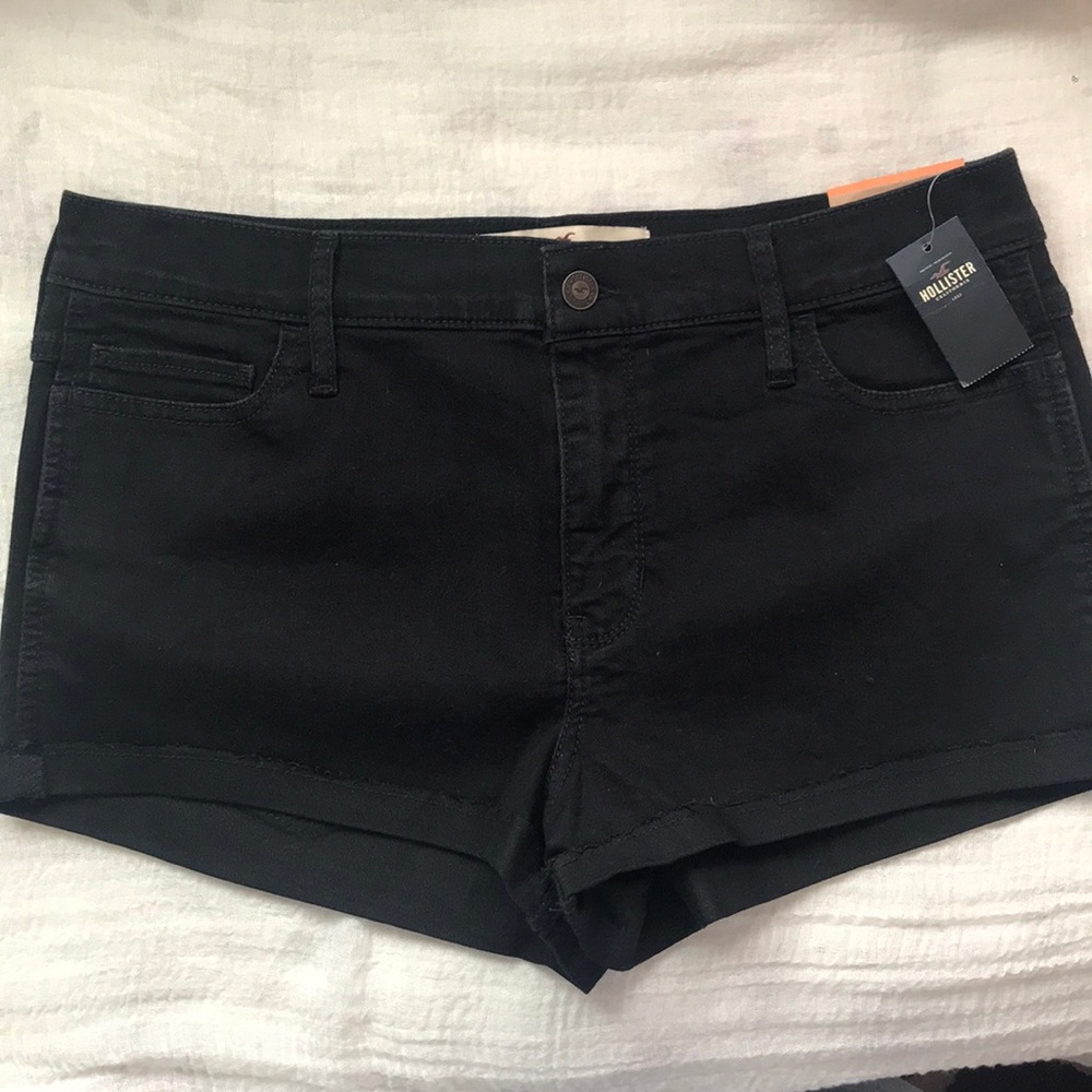 Hollister High Rise Denim Short-Shorts